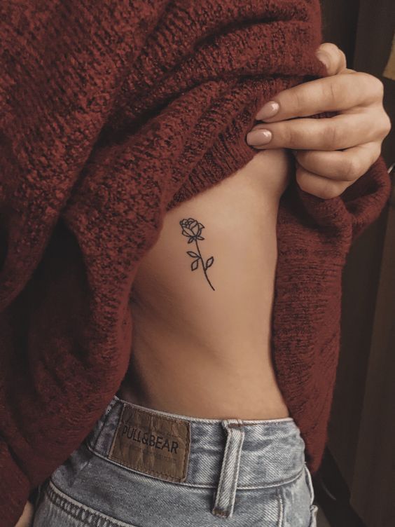 Tatuajes minimalistas para chicas