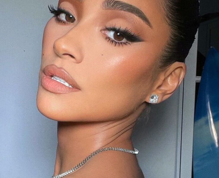 Shay Mitchell Just Ditched Her Long Wavy Hair For A Short Edgy Look