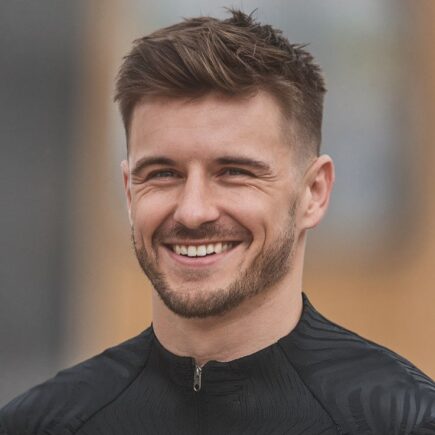Drop Fade Ideas 2025 For Men With Curly Mid And Low Design For A Modern Sharp Look