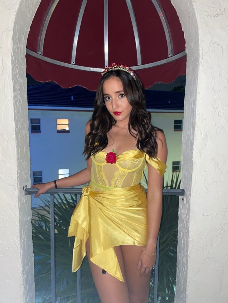 Belle costume