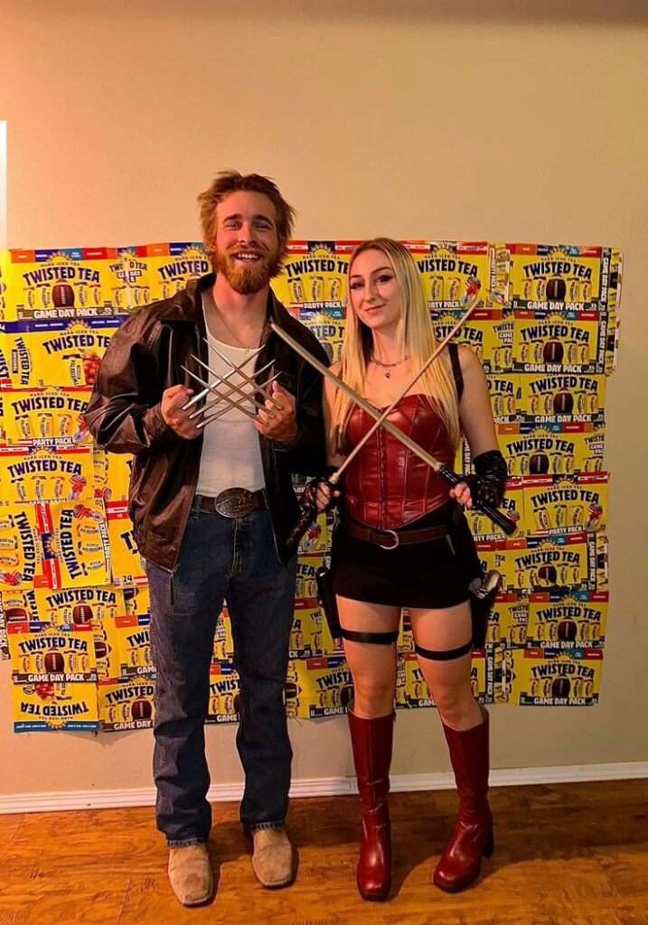 Deadpool Wolverine costume