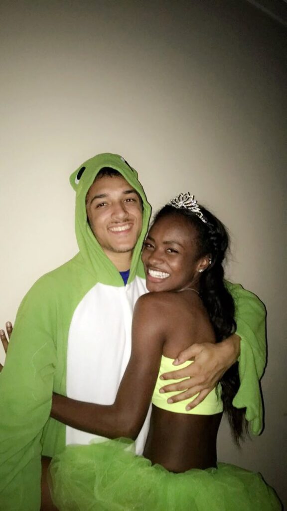 Princess and the Frog Halloween costume DIY