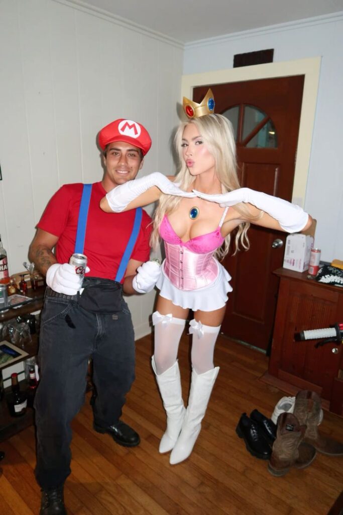 couple costume inspo🤍