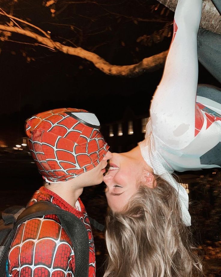 lizhugh spiderman gwen stacey